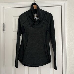 Lululemon NWT Black Pullover